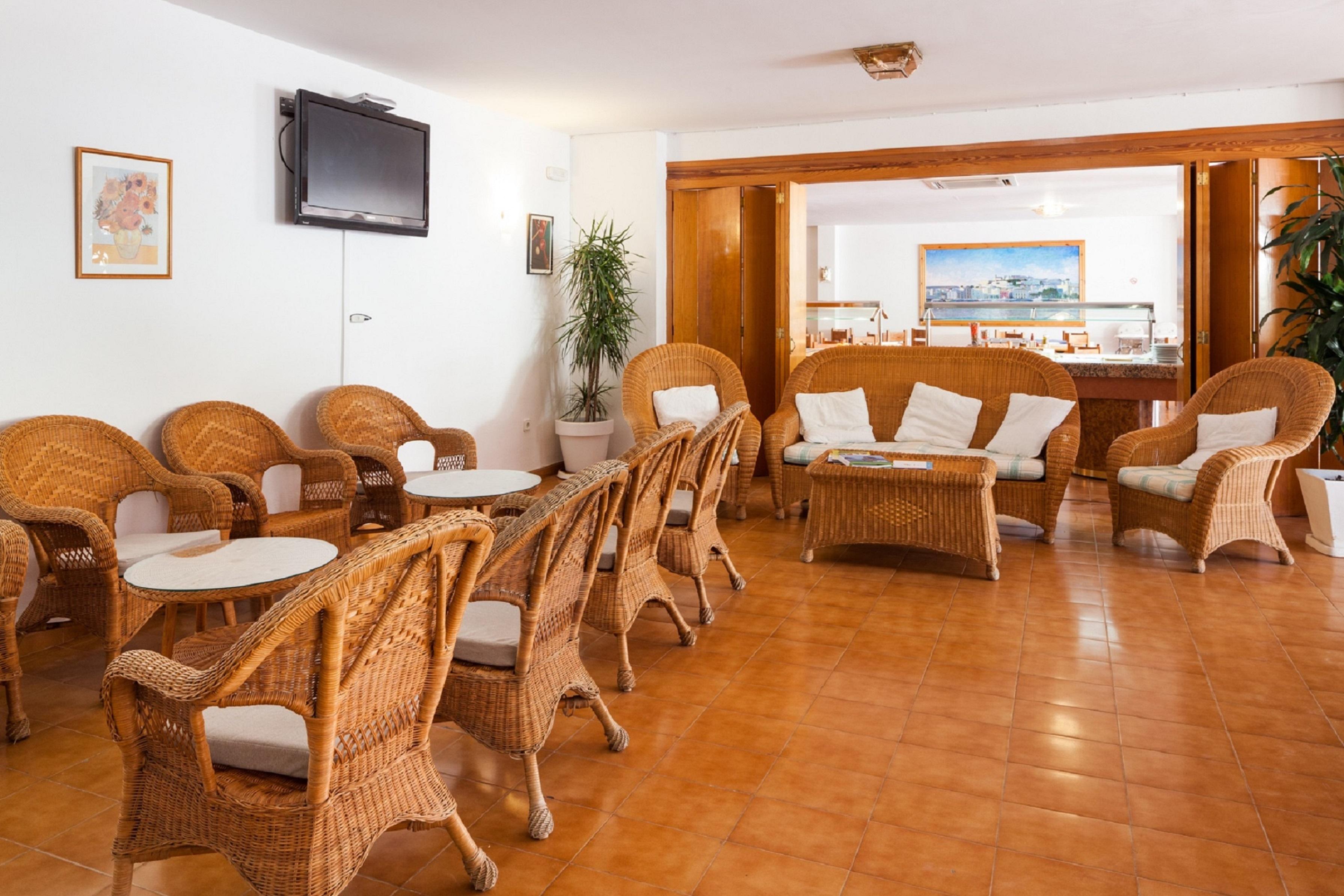 Aparthotel Puerto Cala Vadella Cala Vadella  Exterior foto